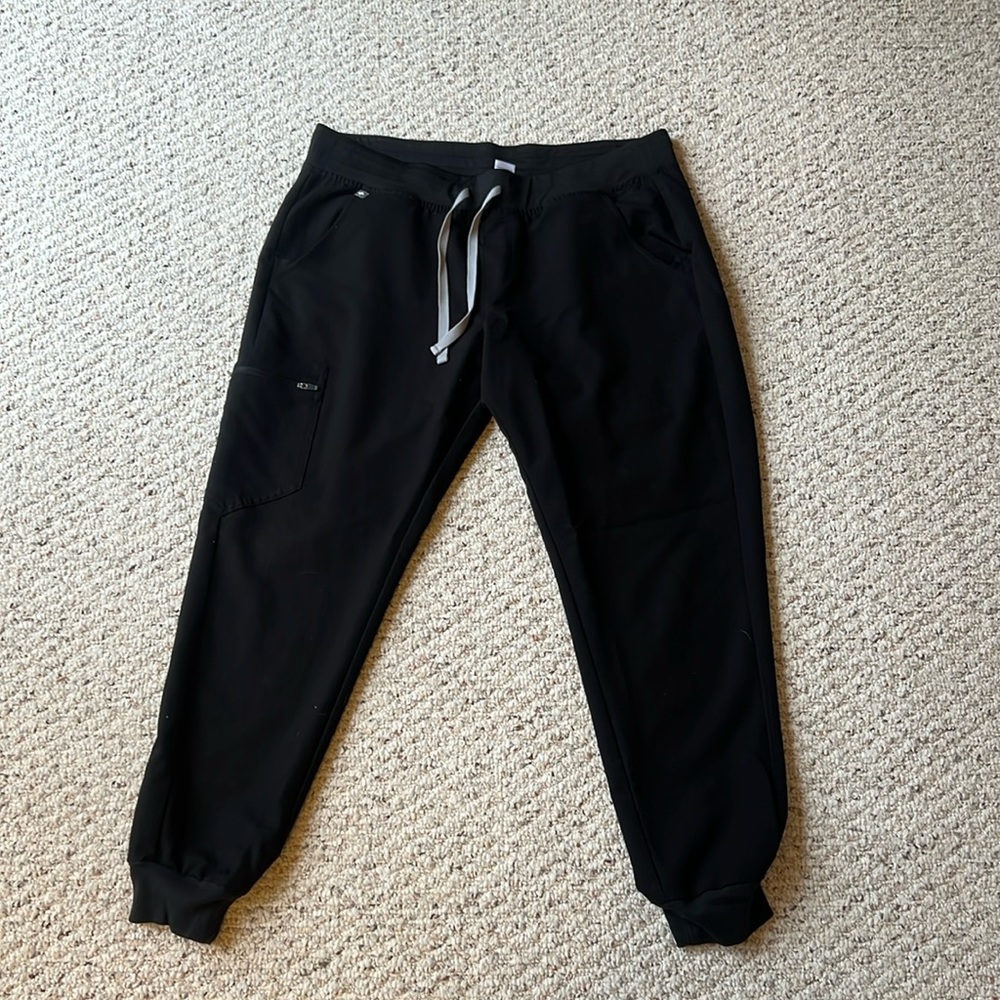 FIGS Technical Collection Women’s Joggers size L